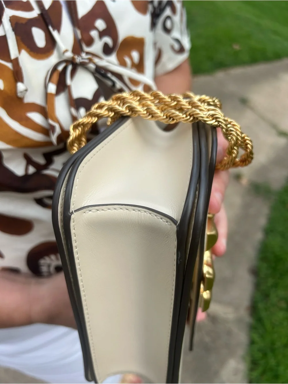 Tory Burch New Cream Eleanor Small Shoulder Bag/Crossbody Bag with Gold Logo